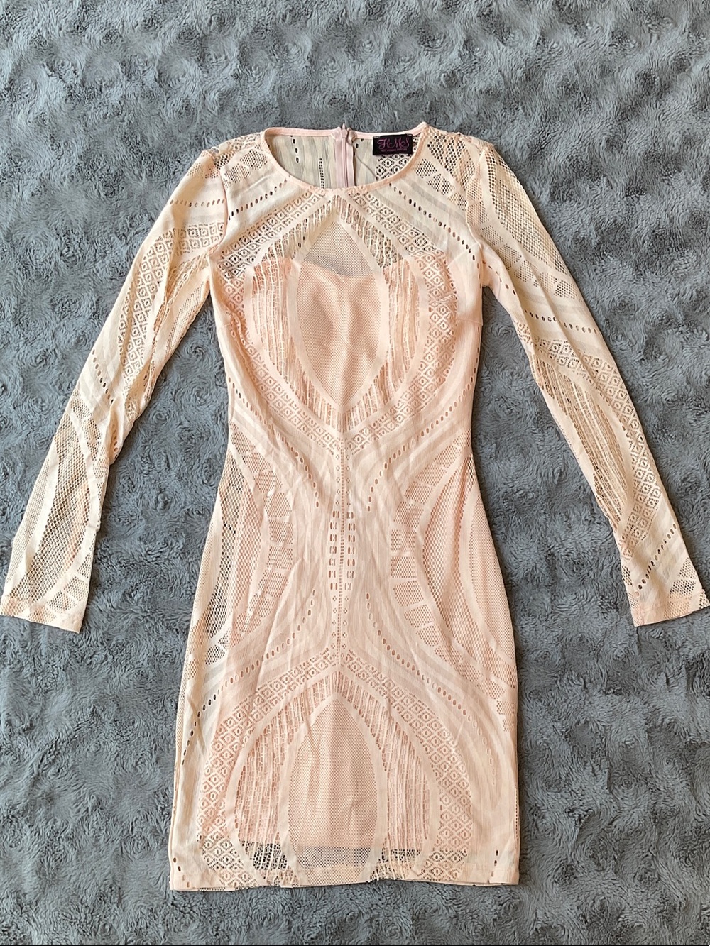 Long Sleeve Lace Bodycon Dress in peach
